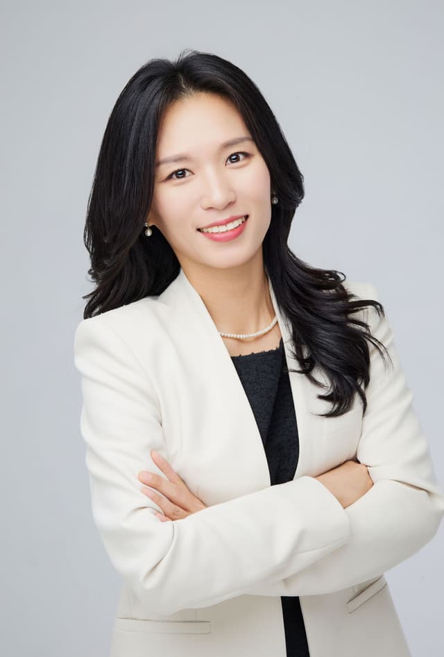 Amy Lee, Mortgage Loan Officer